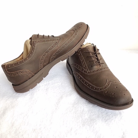 chaps wingtip shoes